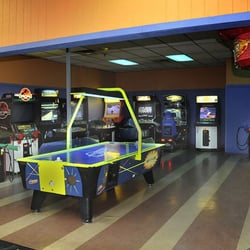 AMF Lewisville Lanes