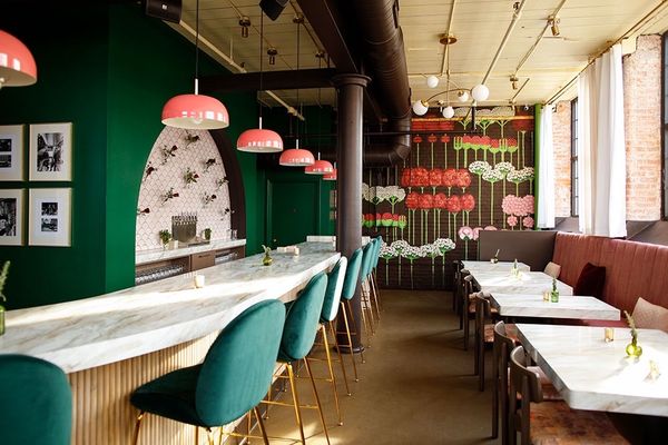 Petit Poutinerie by null