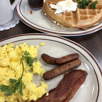 Vic's Daily Cafe - Waffle breakfast - American Near Me - Albuquerque, New Mexico Vic's Daily Cafe - Waffle breakfast - American Near Me - Albuquerque, New Mexico