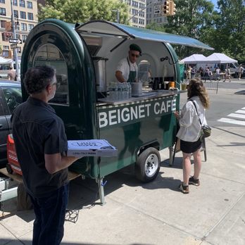 Beignet Cafe - The cart - Coffee & Tea Near Me - New York, New York