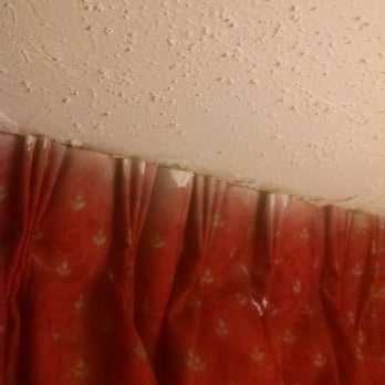 Red Roof Inn Dillon, SC - OVERSPRAY PAINT - Hotels Near Me - Dillon, South Carolina