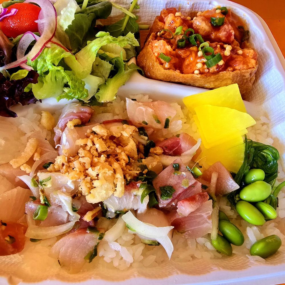 Fresh Bites Hawaii - Combo plate, to-go. Hamachi poke and spicy ahi bombs. - Poke Near Me - Honolulu, Hawaii Fresh Bites Hawaii - Combo plate, to-go. Hamachi poke and spicy ahi bombs. - Poke Near Me - Honolulu, Hawaii