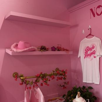 Pink & Boujee - Mexican Near Me - Los Angeles, California