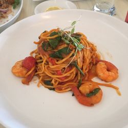 White Water Restaurant - The spaghetti prawns