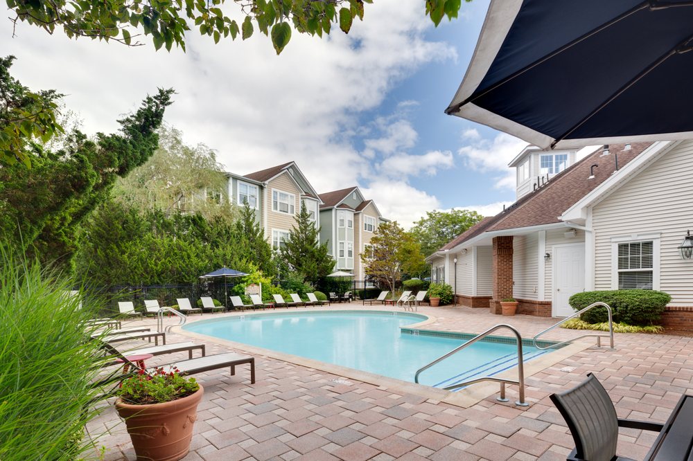 HARBOR VILLAGE AT THE COMMONS Updated September 2024 33 Photos & 17