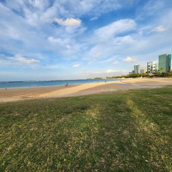 Ala Moana Beach - The Beach - Beaches Near Me - Honolulu, Hawaii Ala Moana Beach - The Beach - Beaches Near Me - Honolulu, Hawaii
