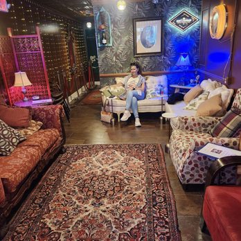 Bar Bubbly - Backroom - Champagne Bars Near Me - Savannah, Georgia Bar Bubbly - Backroom - Champagne Bars Near Me - Savannah, Georgia