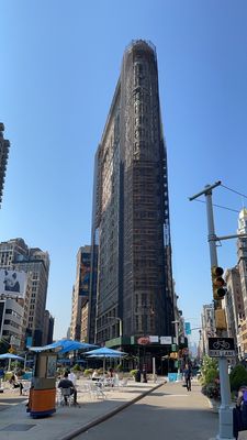 Flatiron Building by null