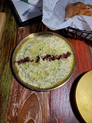 Zizi Wine Bar by null