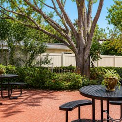 La Casa Senior Assisted Living