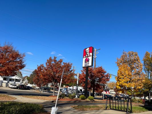 Taco Bell / KFC by null
