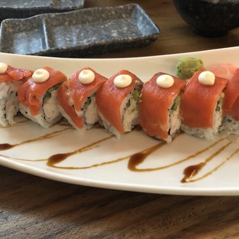 Isshin Sushi - Alaska Roll - California inside topped with salmon - Japanese Near Me - Surrey, British Columbia Isshin Sushi - Alaska Roll - California inside topped with salmon - Japanese Near Me - Surrey, British Columbia