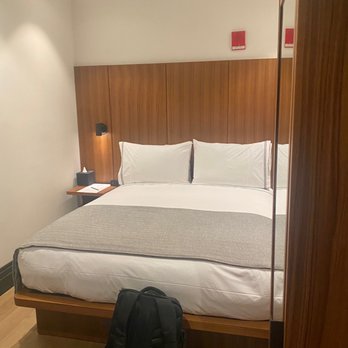 The Moore - Hotels Near Me - New York, New York