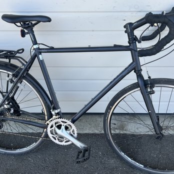 Alan Gorman - Trek Touring Roadbike - Bikes Near Me - Burlingame, California Alan Gorman - Trek Touring Roadbike - Bikes Near Me - Burlingame, California