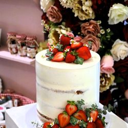 CocoaBerry Cake Co - Bridal shower cake