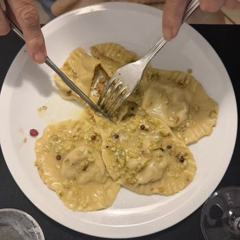 Piacere Molise - Salmon Ravioli - Roman Near Me - Rome, RM Piacere Molise - Salmon Ravioli - Roman Near Me - Rome, RM