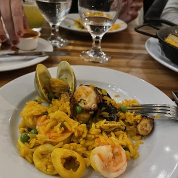 Sangria 71 - Spanish Near Me - Island Park, New York