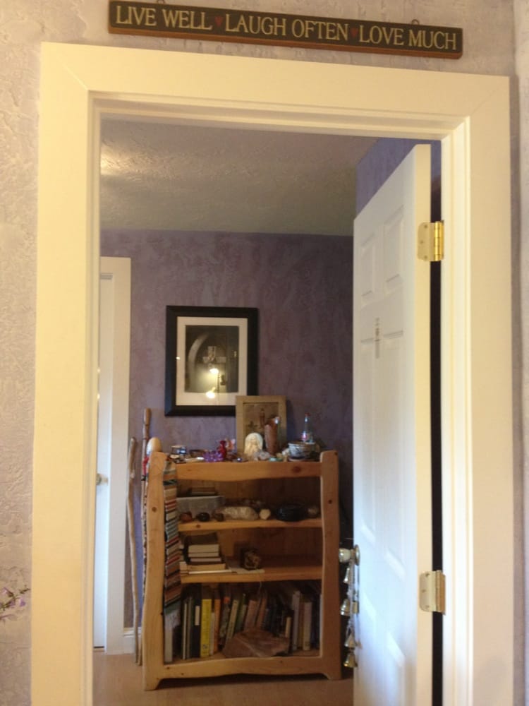 MALONEY RHEA LICENSED ACUPUNCTURIST Updated October 2024 1301 Hwy 2