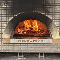 Big Green Truck Pizza - Fiero Forni wood-fired oven