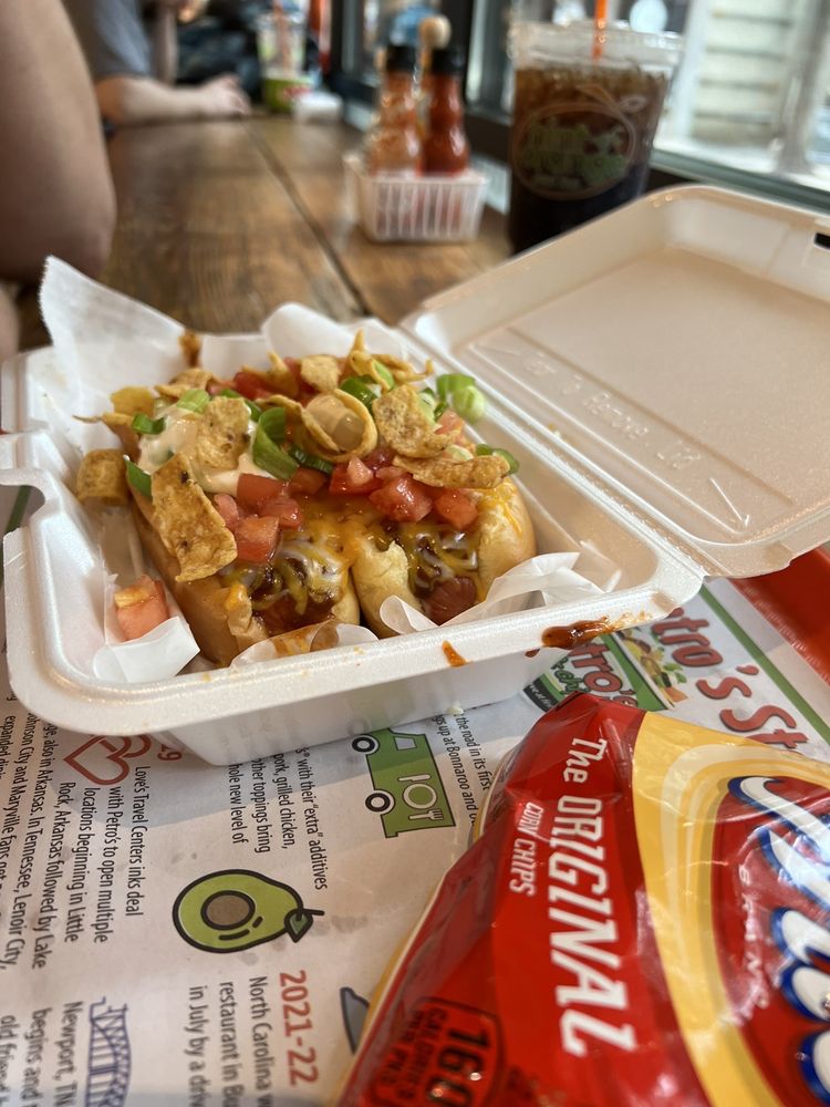 PETRO’S CHILI & CHIPS Updated October 2024 13 Photos & 14 Reviews