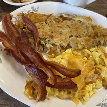 Hungry Fox - Waffle Combo Bacon eggs add Hash Brown - Breakfast & Brunch Near Me - North Hollywood, California Hungry Fox - Waffle Combo Bacon eggs add Hash Brown - Breakfast & Brunch Near Me - North Hollywood, California