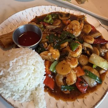 Maui Pho  - Hot & Spicy Garlic Shrimp - Asian Fusion Near Me - Bakersfield, California