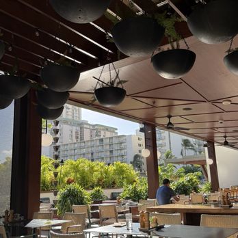 Hideout - View from the table - Bars Near Me - Honolulu, Hawaii