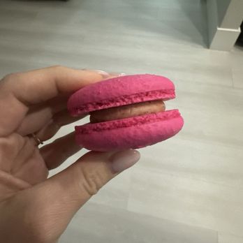 The Modern Rose - Strawberry milkshake Macaroon - Breakfast & Brunch Near Me - Delray Beach, Florida The Modern Rose - Strawberry milkshake Macaroon - Breakfast & Brunch Near Me - Delray Beach, Florida