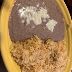 El Rodeo Mexican Restaurant - Refried beans & rice