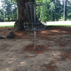 Rockwood Central Park Disc Golf - Practice Cage