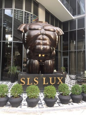 SLS LUX Brickell by null