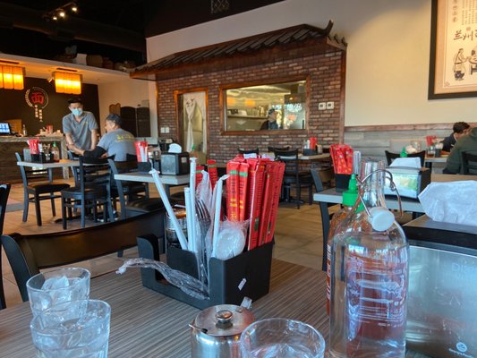 3+3 Lanzhou Ramen by null