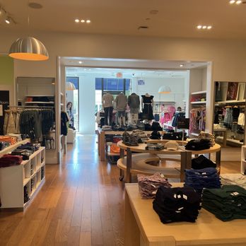 Gap - Men's Clothing Near Me - Albuquerque, New Mexico