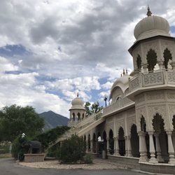 Sri Sri Radha Krishna Temple - The temple