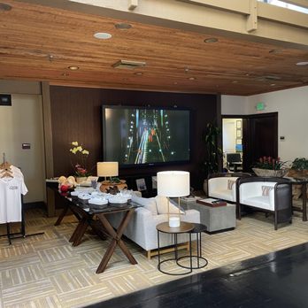 The Quail - Lobby - Hotels Near Me - Carmel, California