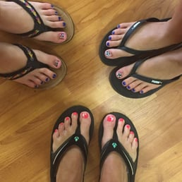 4th of July toes for the girls! 4th of July toes for the girls!
