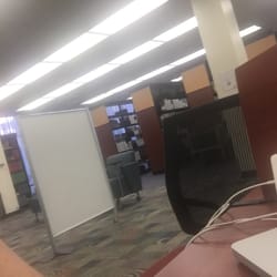 Macdonald - Kelce Library - Plenty of study space!