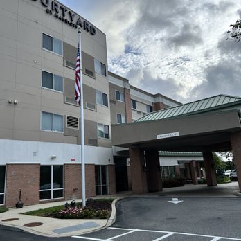 Courtyard by Marriott Long Island Islip/Courthouse Complex - Hotels Near Me - Central Islip, New York Courtyard by Marriott Long Island Islip/Courthouse Complex - Hotels Near Me - Central Islip, New York
