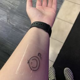 My tattoo! My tattoo!
