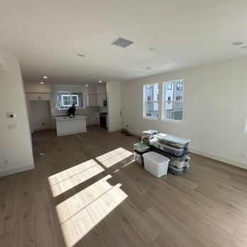 Fullerton Paint & Flooring - Flooring Near Me - Anaheim, California