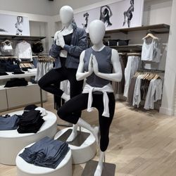 Athleta - Women's yoga outfits