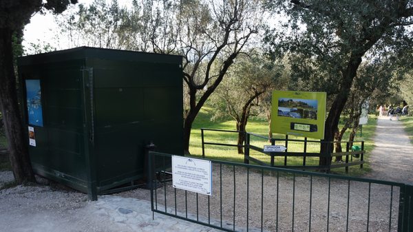 Baia delle Sirene by null