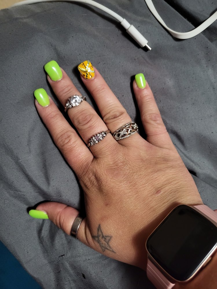 Gel Nails By Ashley Logo