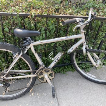 The Fifth Season - Old mountain bike - fixed. A+ workmanship. - Outdoor Gear Near Me - Mount Shasta, California