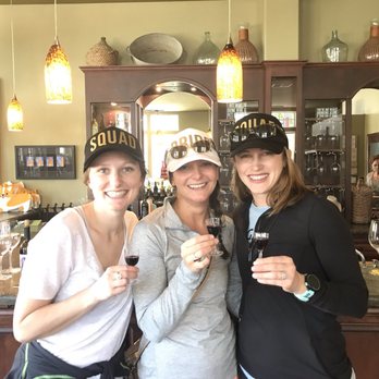 Mutt Lynch Winery - Wineries Near Me - Windsor, California