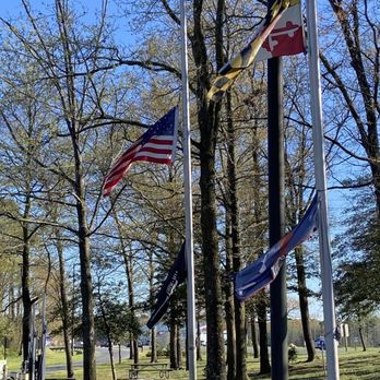 Maryland Welcome Centers - Outside - Love the Flags - Rest Stops Near Me - Pocomoke City, Maryland Maryland Welcome Centers - Outside - Love the Flags - Rest Stops Near Me - Pocomoke City, Maryland