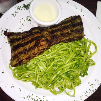 Peru Cafe Express - Pesto fettuccini with flat steak - Peruvian Near Me - Houston, Texas Peru Cafe Express - Pesto fettuccini with flat steak - Peruvian Near Me - Houston, Texas
