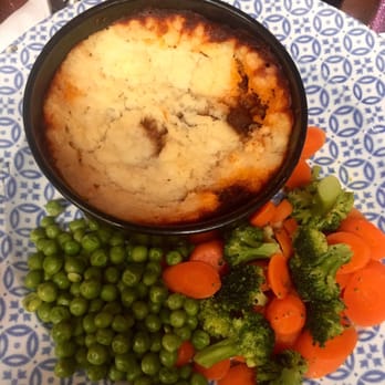 The Flying Horse - Cottage pie - Pubs Near Me - Horley, WSX The Flying Horse - Cottage pie - Pubs Near Me - Horley, WSX