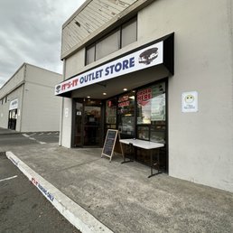 Storefront Storefront