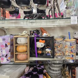 Home Goods - Hello Kitty Halloween
